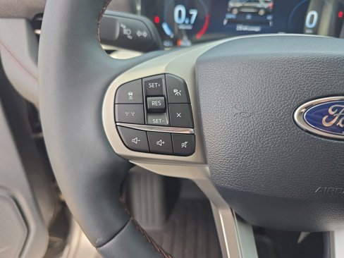 New 2025 Ford Explorer Active w/ Active Comfort Package image 14