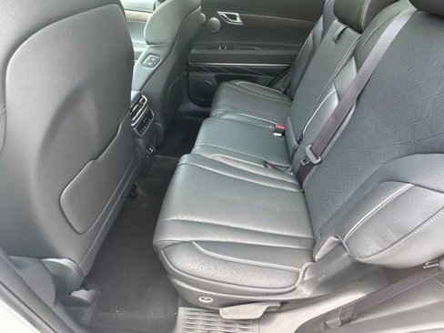 Used 2025 Genesis GV80 2.5T Prestige image 21