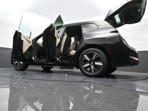 New 2026 BMW iX xDrive45 image 48