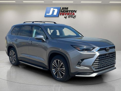 New 2026 Toyota Grand Highlander AWD Hybrid image 3