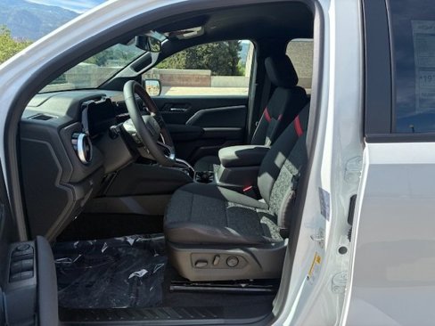 New 2026 Chevrolet Colorado Z71 image 11