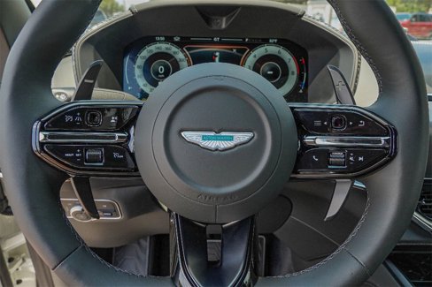 New 2025 Aston Martin DBX 707 image 9