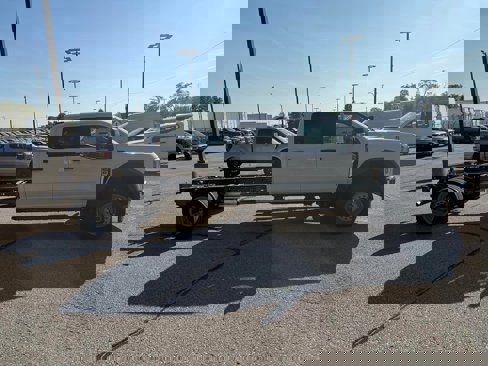 New 2026 Ford F550 4x4 Crew Cab image 4