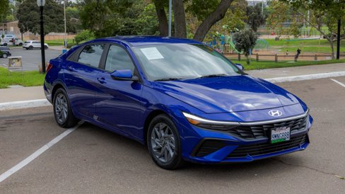 Used 2024 Hyundai Elantra SEL image 4