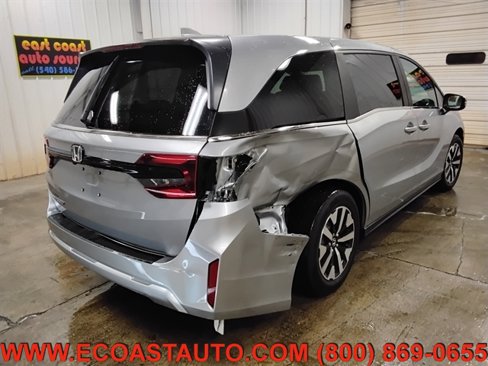 Used 2025 Honda Odyssey EX-L image 3