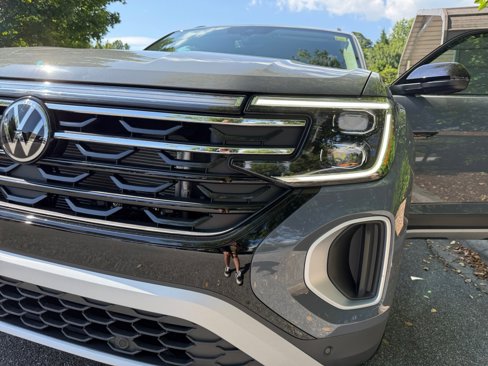 New 2025 Volkswagen Atlas Peak Edition SE image 26