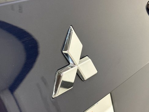 Used 2023 Mitsubishi Outlander SEL image 36