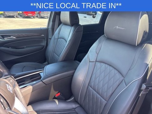 Used 2024 Buick Enclave Avenir w/ Avenir Technology Package image 19