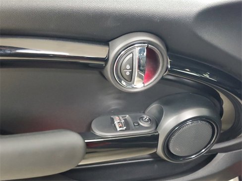 Used 2019 MINI Cooper S w/ Signature Upholstery Package image 13