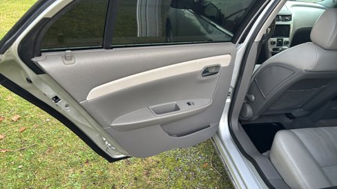 Used 2009 Chevrolet Malibu LT w/ HFV6 Engine Package image 19