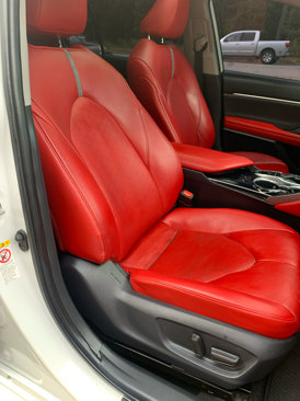 Used 2019 Toyota Camry XSE image 9