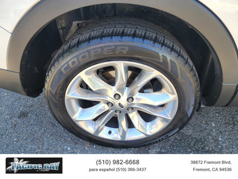 Used 2015 Ford Explorer XLT w/ Equipment Group 202B image 13