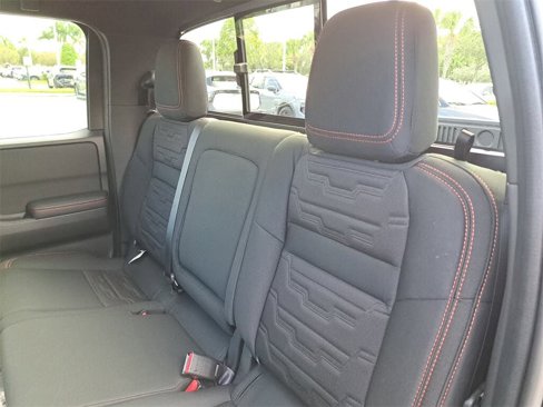 New 2026 Nissan Frontier PRO-4X w/ Pro-4x Convenience Package image 19