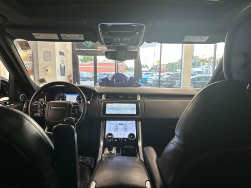 Used 2020 Land Rover Range Rover Sport HSE image 16