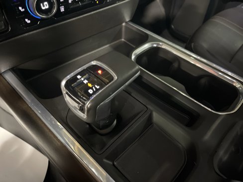 Used 2024 Chevrolet Silverado 1500 High Country w/ High Country Premium Package image 27