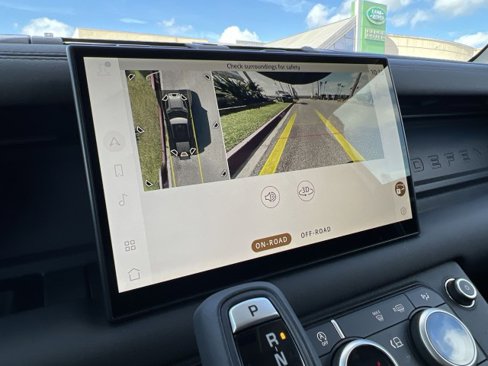 New 2025 Land Rover Defender 110 S image 28
