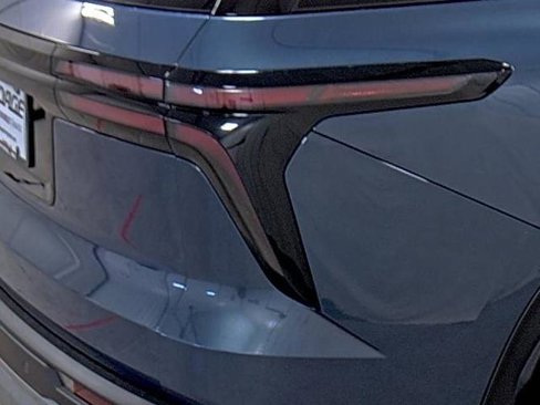 New 2026 Chevrolet Traverse LT w/ Sun and Wheel Package image 13