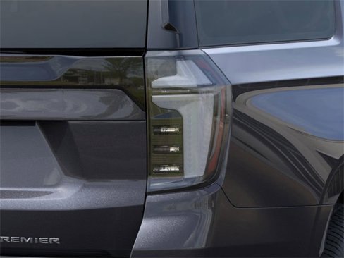 New 2026 Chevrolet Suburban Premier image 11