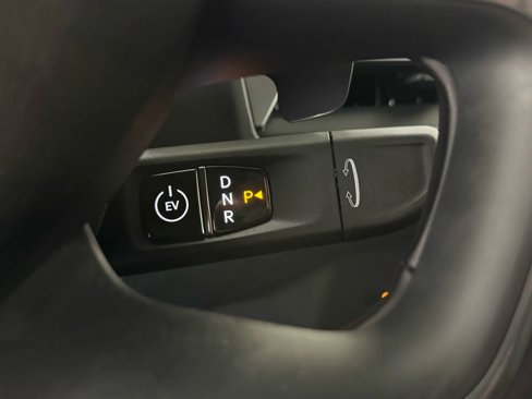 Used 2025 Kia EV9 Wind image 34