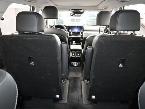 Used 2023 Kia Sorento SX image 42