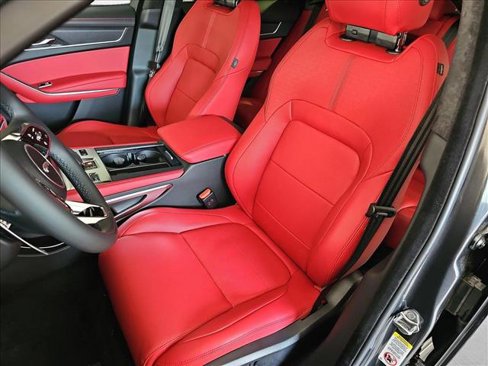 New 2026 Jaguar F-PACE R-Dynamic S image 15