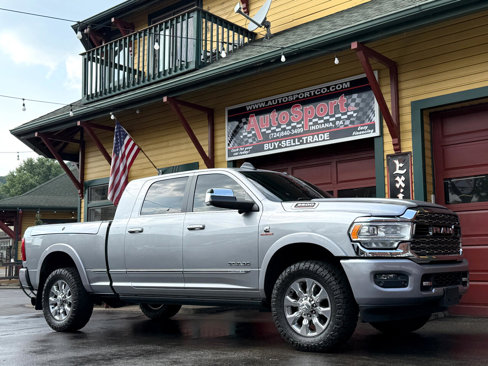 Used 2019 RAM 3500 Limited image 1
