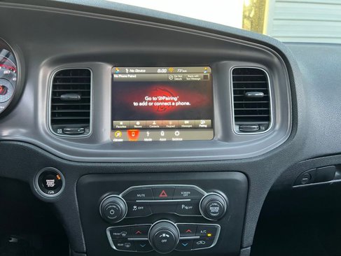 Used 2023 Dodge Charger SXT image 18