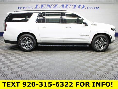 Used 2025 Chevrolet Suburban Z71 image 2