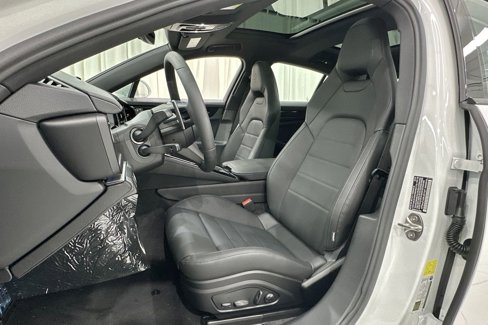 New 2024 Porsche Panamera 4 image 25