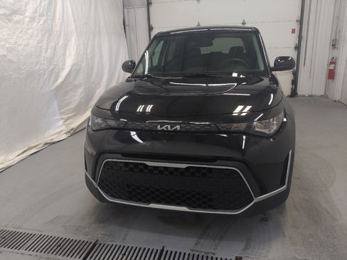 Used 2024 Kia Soul LX image 15