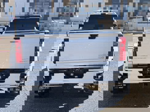 Used 2023 Chevrolet Silverado 3500 High Country image 5