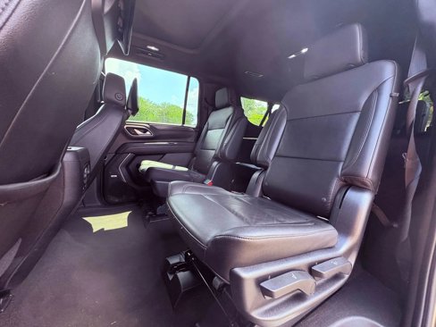 Used 2021 Chevrolet Suburban LT w/ Rear Media and Nav Package image 15