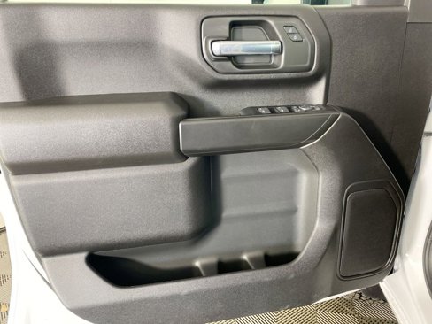 New 2025 Chevrolet Silverado 2500 Custom w/ Custom Value Package image 22