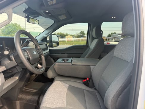 Used 2025 Ford F350 XLT w/ Tremor Off-Road Package image 9