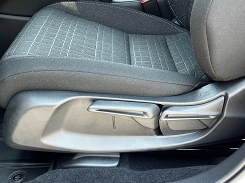 New 2026 Honda HR-V LX image 26