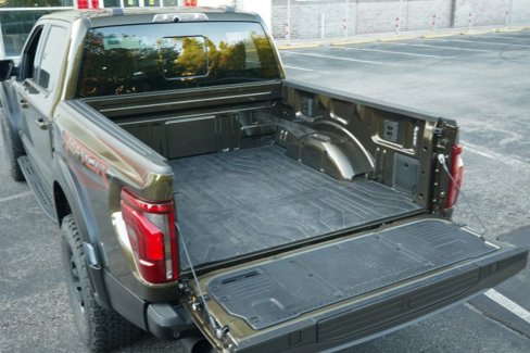 Used 2025 Ford F150 Raptor image 56