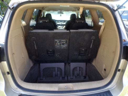 Used 2015 Kia Sedona LX image 15