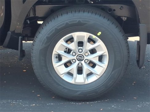 New 2026 Nissan Frontier S image 5