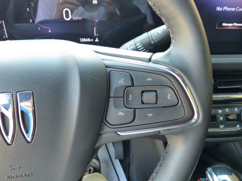 Used 2025 Buick Envista Sport Touring w/ Convenience I Package image 28
