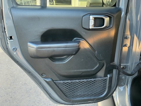 Used 2021 Jeep Wrangler Unlimited Sport image 39