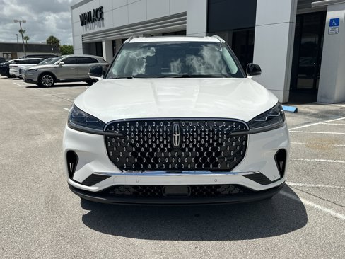 New 2025 Lincoln Aviator Reserve image 3