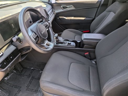 Used 2024 Kia Sportage LX image 23