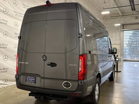 New 2025 Mercedes-Benz Sprinter 2500 image 9