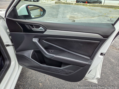 Used 2024 Volkswagen Jetta S image 30