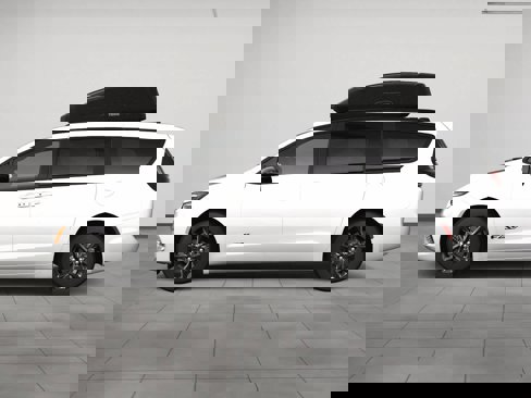 New 2025 Chrysler Pacifica Select w/ Fav Edition Package image 3