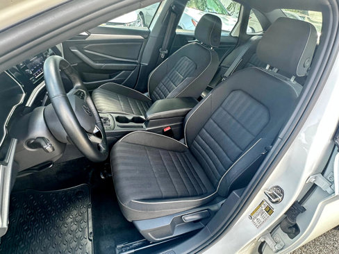 Used 2024 Volkswagen Jetta Sport image 22