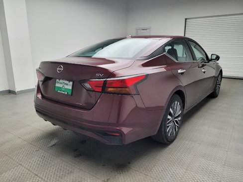 Used 2023 Nissan Altima 2.5 SV image 9