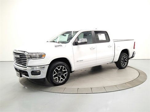 Used 2025 RAM 1500 Laramie image 3