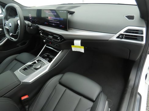 Used 2025 BMW 330i Sedan w/ Convenience Package image 18