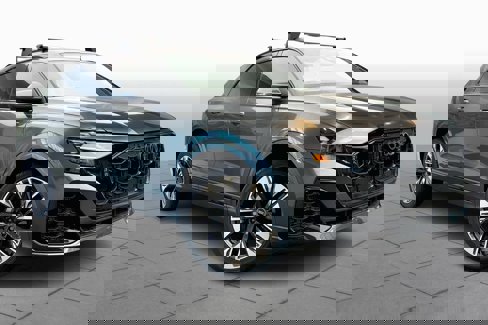 New 2025 Audi Q8 Prestige image 2